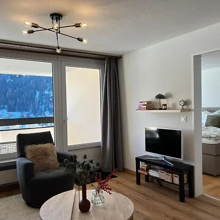 New Renovated In Center Of