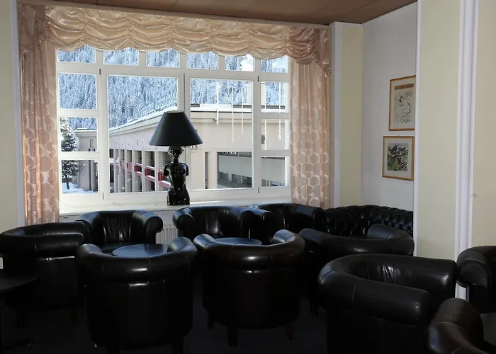 New Renovated In Center Of