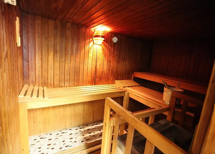 شقة New Renovated In Center Of