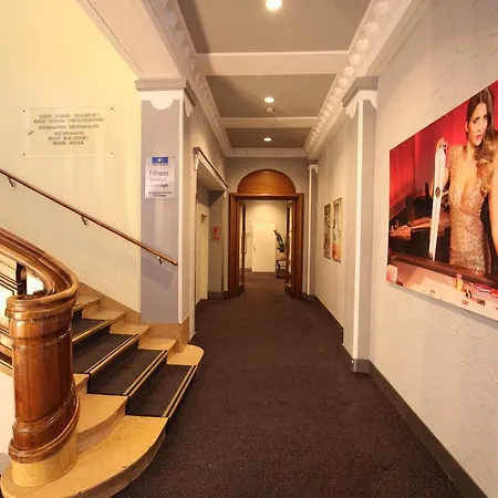 New Renovated In Center Of