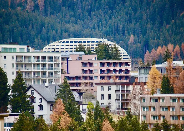 New Renovated In Center Of Davos